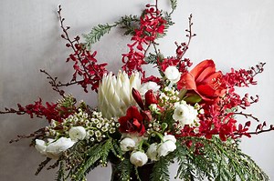 Christmas in a Vase: A Bouquet How-To