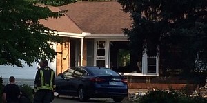 Man in critical condition after house explosion in Lyndhurst