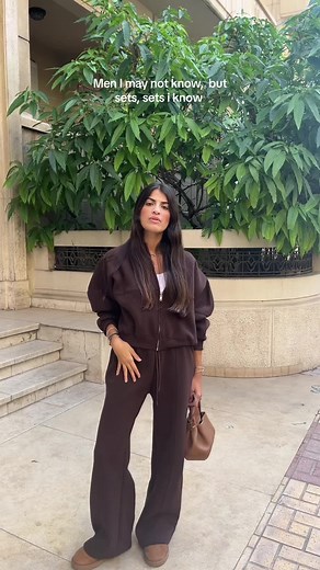 All About Shoes: Ailah Girls' Little Problem