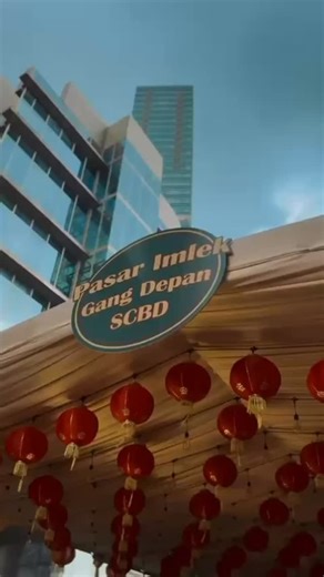 Rambe on Instagram: "Nikmati Harmoni Imlek Dalam Keragaman Kami mengajak Bapak/Ibu untuk merayakan kemeriahan Imlek & Cap Go Meh 2026! Top icon landmark baru yang instagramable dan siap menemani momen bahagia Anda. Jelajahi juga bazaar spesial penuh dengan kuliner lezat dan barang-barang unik yang tersebar di: 📍 Gang Depan SCBD (Tunnel antara AG - PPJ) Nikmati beragam promo QRIS untuk setiap pembelanjaan Anda Catet waktunya: 🗓️ 3 Feb - 3 Mar 2026 ⏳ Weekday: 11.00 - 21.00 WIB | Weekend: 07.00 -