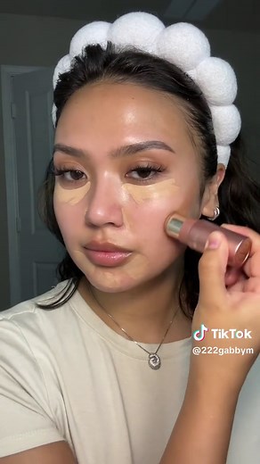 i am so loving these highlighter blushes from ofra!!! i think this is def something i will incorporate in all my looks 🤍 PRODUCTS USED: - @NARS Cosmetics concealer - macadamia - @Unidollss multistick - sunshine - @BASMA Beauty foundation stick - 10 - unidolls multistick - whisper - @Physicians Formula pressed powder - translucent - @OFRA Cosmetics, LLC glow blushes - sugar rush & cheer - Ofrabronzer - americano #makeuproutine #grwm #foryou #fypage #softglam #naturalglam #fullglam #fentyskin #fe