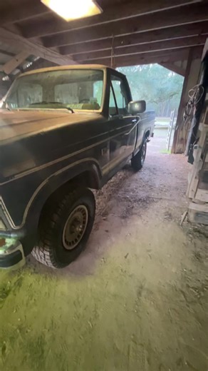 80s Ford F150 V8: A Classic Truck Story