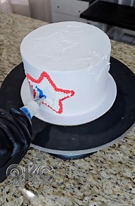 4th of July 6" Cake Behind The Scenes #cake #cakedecorating #cakedesign #cakeart #artist #art | OKC Cake Lady