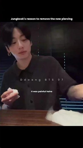 Jungkook's new lip piercing was uncomfortable so he removed it #bts #jungkook #ddaengbts #kpop