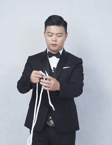 MOMOMAGE Three Rope Magic Tricks Funny Ropes Magic Props for Magicians Close up Magic Illusion Stage Magic Rope Illusion Gimmick Easy to Do Magic Shows (White)