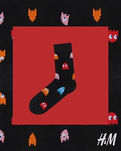 70K views · 980 reactions | Unele lucruri nu se demodează niciodată - precum cadourile sub formă de șosete! Și cum Moș Nicolae se apropie, avem o promoție pentru tine - 3 perechi la preț de 2! #HM Promoția este valabilă pentru produsele selectate din departamentele pentru femei și bărbați. | H&M | Facebook