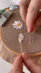 Flower stitches 🤍 . ©embroiderygreh | Riva's dream
