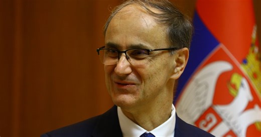 Premijer Macut posetio Državni arhiv Srbije: Na sastanku govorili i o digitalizaciјi i unapređenju arhive