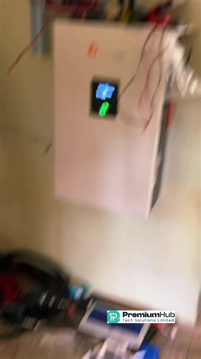 ⚡️Clean energy, steady power! Installed: 8KVA SKE Inverter Paired with Felicity 10KWH Lithium Battery 12x 550W Solar Panels ☀️ From daytime charging to all-night backup…this setup is built for serious performance 💪🏽⚡️ No noise. No fuel. Just uninterrupted power. #SolarInstallation #SKEInverter #FelicityBattery #SolarEnergy #LithiumBattery