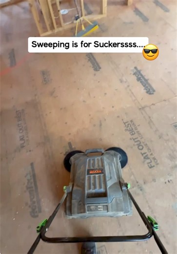Efficient Jobsite Sweeper for Debris Cleanup