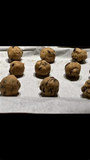 8 comments | My first time making chocolate chip cookies from scratch. I don’t mean to toot my own horn but this is so yummy. #chocolate #chocolatechipcookies #chocolatelover #chocolate #bakingfromscratch #bakedwithlove #BakingJoy #homemade #bakingfun #sweettooth #sweets | Chim Gowin | Facebook