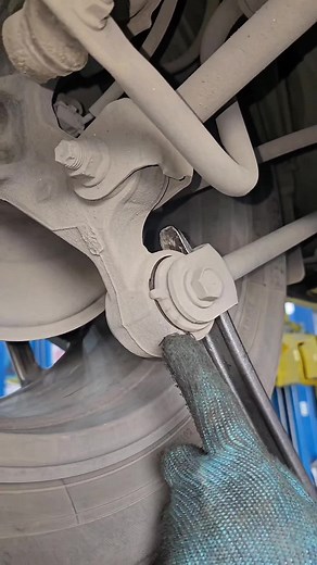 Rear Wheel Spindle Bush Replacement Noise Fix