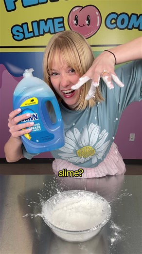 That didn’t really slime, but the color was cute. What recipe should I try next? Peachybbies.com restocks Friday at 7pm EST! ✨🎉