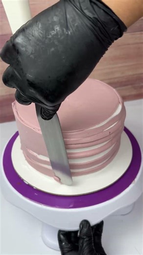 Elegant Rose Cake 🌸 Easy Cake Design for Beginners #shorts