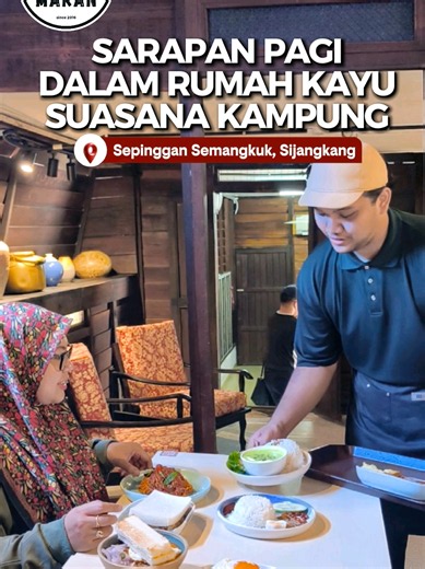Port bekpes vibe² kampung. Ada ruang makan open air atau makan dalam rumah kampung kayu. Menu² dia pun macam². Kopi brew pun ada tau kat sini. Memang ngam kalau korang datang sekali ngan family 😍 📍Sepinggan Semangkuk LOT 1382B, Jalan, Jalan Batu 8, Kampung Sijangkang, 42500 Telok Panglima Garang, Selangor Darul Ehsan Waktu operasi 7.30 pagi - 2.30 ptg 6.30 ptg - 10.30 mlm (soon) Tutup setiap Rabu #botakmakan #portsarapan #sepinggansemangkuk #foodhunting