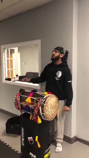 Look at our EastSide Bhangra Commitee getting ready for this competition👀 Can’t wait to see you all there. Tickets linked in bio🔥 #punjabi #bhangra #trend #fyp #foryoupage #competition