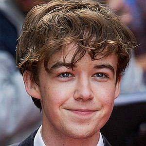 Alex Lawther – Age, Bio, Personal Life, Family & Stats | CelebsAges