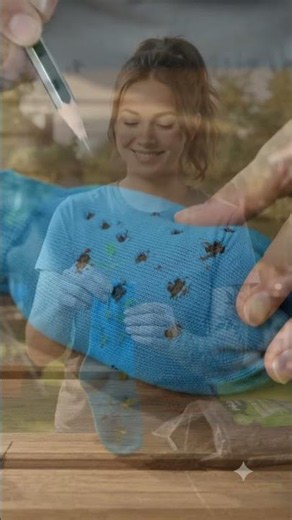 Grow plants in an old sock! 🧦🌿 #diy #upcycling #gardening #lifehacks