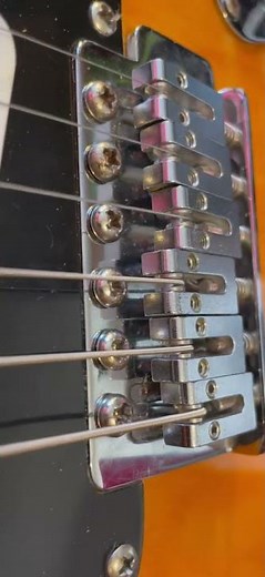 Upgrading Fender style Tremolo bridge with roller saddles for better tone and sustain!