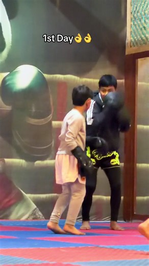 Boxing Techniques for Beginners: 1st Day Training