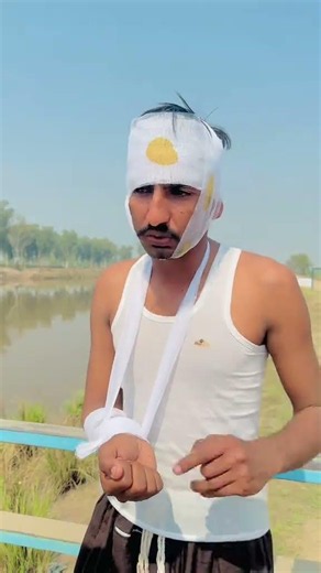 NOT TO LAUGH Best Funny#pakistani #comedygold #funny