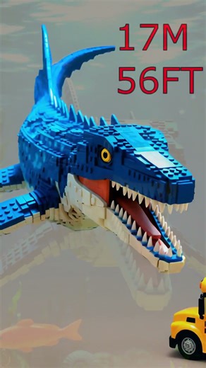 📏 THIS GIANT WAS BIGGER THAN A BUS! 🚌