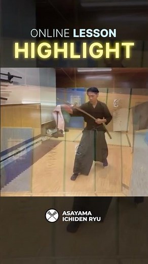 Left Hand Goes Up Toward the Hilt #katana #onlinelessons