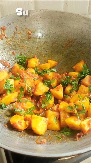 Aaj tinde ki sabji nahi khaugi😡😖 #shorts #aloorecipe #aloo #alookisabzi #recipe #cooking #ytshorts