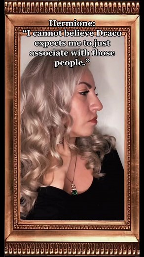 Astoria dïed in 2019, and Draco eventually married Hermione. Hermione is crying in the hallway of Malfoy Manor next to Astoria’s portrait. Astoria gives the new Mrs Malfoy some (good?) advice 🫣😏 #dramione #hermionegranger #dracomalfoy #fypage