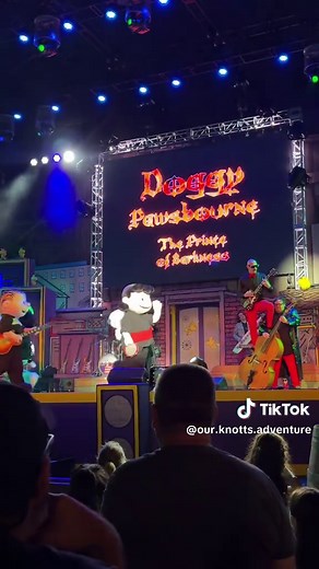 Snoopy Meets Ozzy Osbourne at Knott's Berry Farm