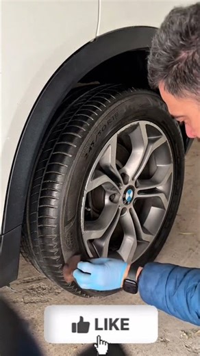 The Art of Tire Detailing with Autofinesse