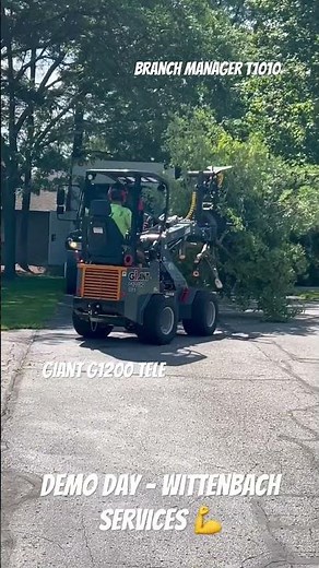 ⁠​⁠@GiantLoadersNorthAmerica G1200 TELE demo #shorts #arborist #wheelloader