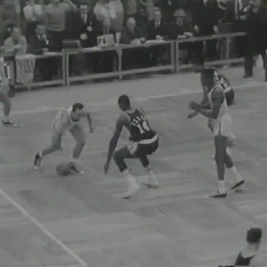 299K views · 15K reactions | Happy 94th Birthday to Boston Celtics legend, Bob Cousy! ☘️ 3x #NBAAllStar ☘️ 6x NBA champion ☘️ 1956-57 NBA MVP ☘️ 75th Anniversary Team member ( @NBAHistory) | Boston Celtics on CBS Sports | Facebook