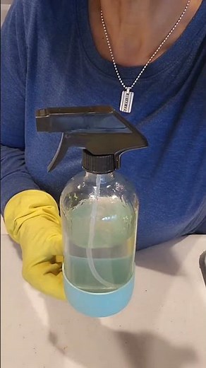 3 Ingredient Daily Shower Spray ‪@cecilyonpoint‬ simple daily shower cleaner #dailycleaningroutines