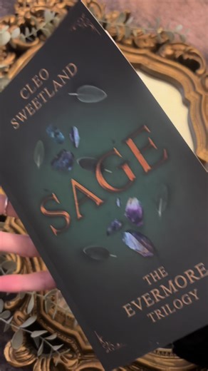 Who has bought their copy? 🌿 Seraphina’s magic is waiting ✨