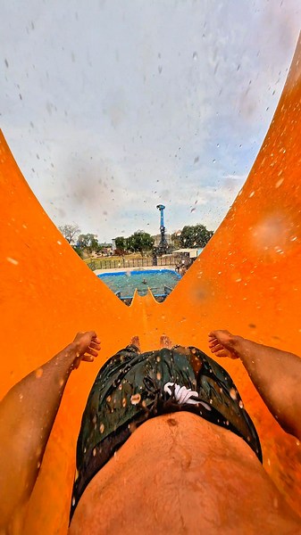 bella ciao playground parkour waterslide sliding pov 🤩#slide #waterslide #pov