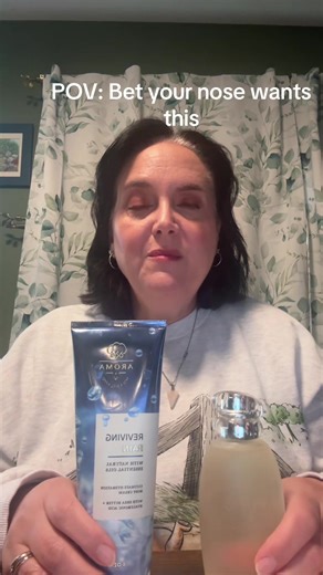 Scent of the day today is Reviving Rain from @Bath & Body Works and Inis the energy of the sea cologne