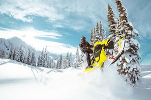 2020 Ski-Doo Summit 850 Turbo Finds Higher Ground