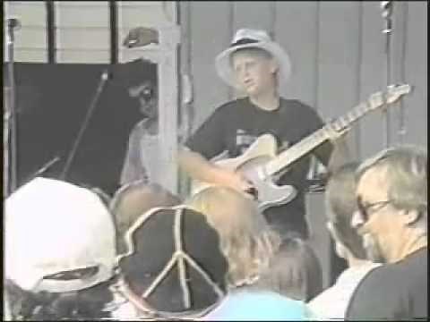 Watch 12 year old Bonamassa play with guitar legend Danny Gatton