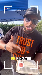 GLIZZYCam 🌭: Someone came all the way from Arizona just to try our Glizzy 🙏 We’re truly grateful — 1000/10. 👤: Anyone have themselves eating our glizzy, please send it over so we can add you to GLIZZYCam! #GlizzyStreet 🌭 #glizzycam | Glizzy Street