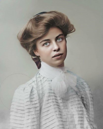 Young Eleanor Roosevelt: A Glimpse into Her Past