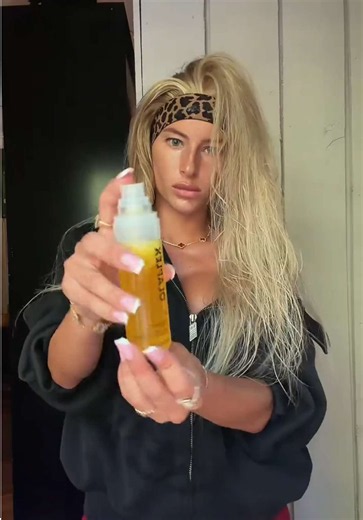 How to Install This Wig with Glue from Baldie Bean Beauty