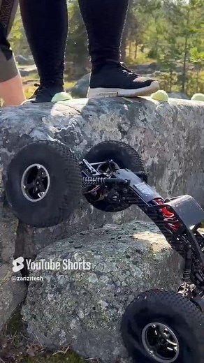 34K views · 262 reactions | MOA CRAWLER CLIMBS LIKE A SPIDER #rccrawlers #rccrawler #rccrawl #rccrawling #extremeroute #rccar | RFOT | Facebook