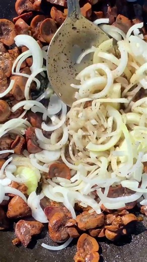 Kidney Stir-Fry with Fresh Vegetables