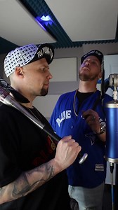 Le Rapeur Poche ( PART 22 ) AVEC LA PARTICIPATION DE Dave Gaudet !! ( THX BUDDY 👊 ) Instru: Nelly - Batter up Paroles : Doug St-Louis / JeffMeth Officiel & Dave Gaudet Caméra : JeffMeth Officiel | Doug & Jeff