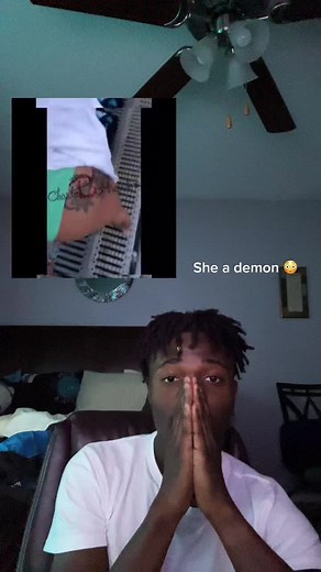 She really just 😳…take notes *females* 😂#greenscreensticker #fypシ #twitter #beatofthedrum #thatclosemessenger