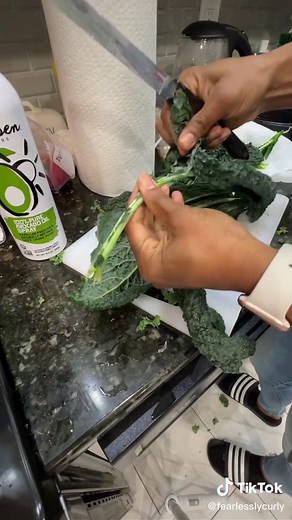 Easy Healthy Side Dish: Sauteed Kale Greens Recipe