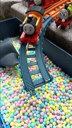 Go Go thomas and Nia #shorts #thomasandfriends