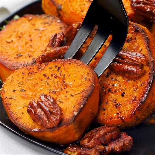 ✅ RECIPE: https://avirtualvegan.com/stovetop-candied-pecans/ Stovetop Candied Pecans! Salty, sweet, smoky, addictively snack worthy and ready in 5 minutes! | A Virtual Vegan