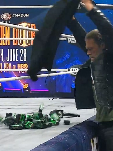 AEW World Tag Team Champions Strike the 5-Second Pose